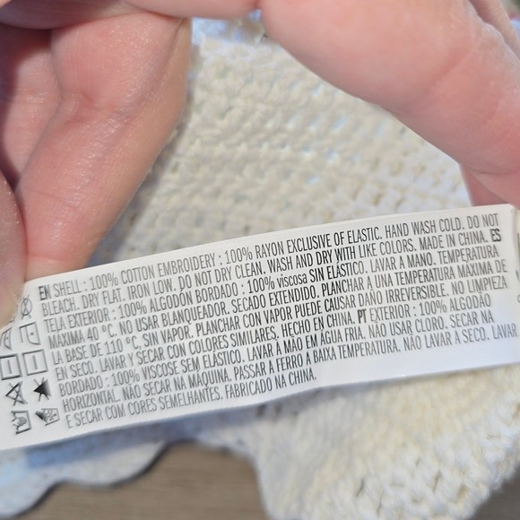 Women's Crochet Halter Bralette Top Size S Ivory Floral Embroidered Boho - Picture 5 of 7